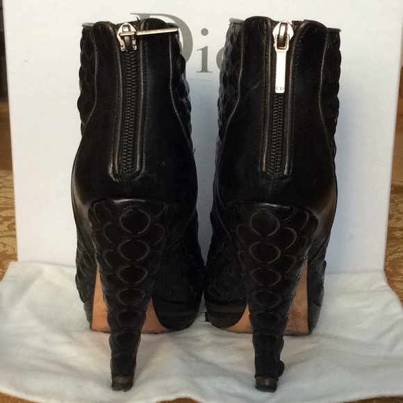 CHRISTIAN DIOR Vintage High Heel Ankle Booties . - Picture 4 of 8